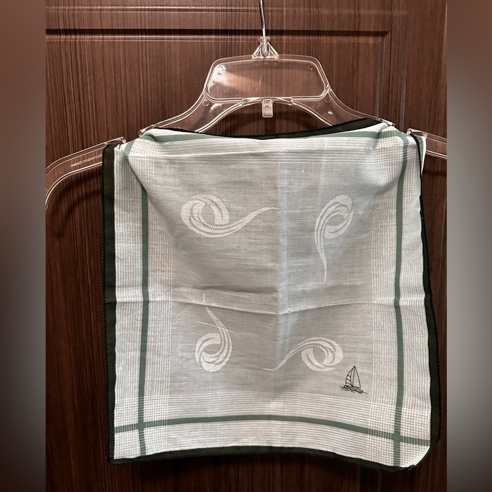 Vintage cotton handkerchief - Picture 1 of 2